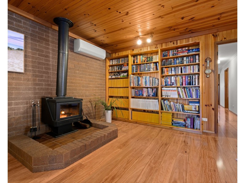 56 Urana Road, Burrumbuttock NSW 2642