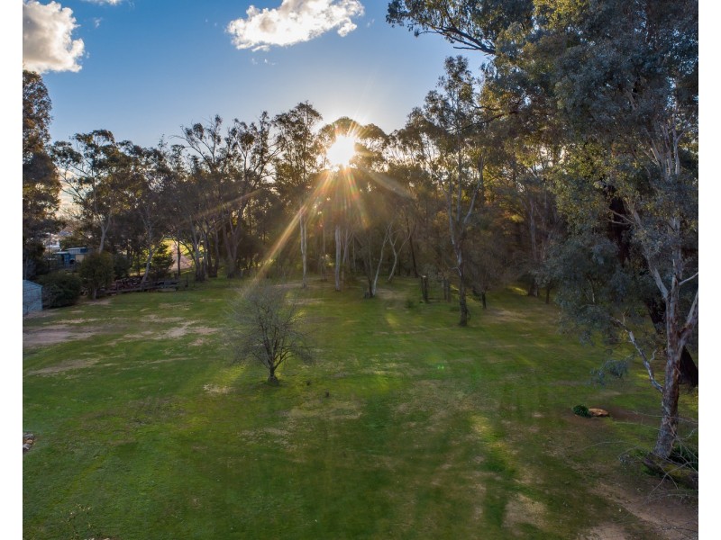 105 Conness Street, Chiltern VIC 3683