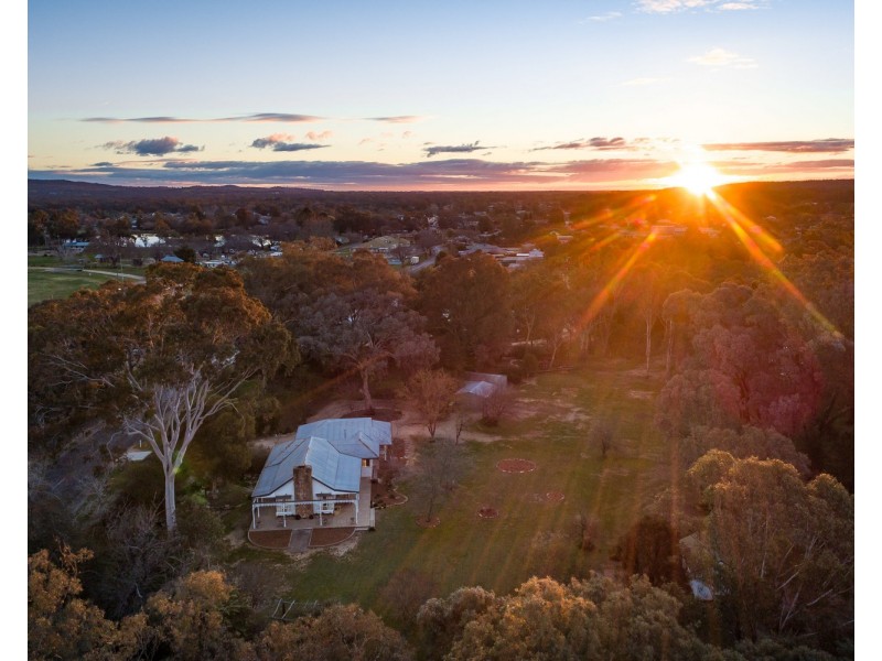 105 Conness Street, Chiltern VIC 3683