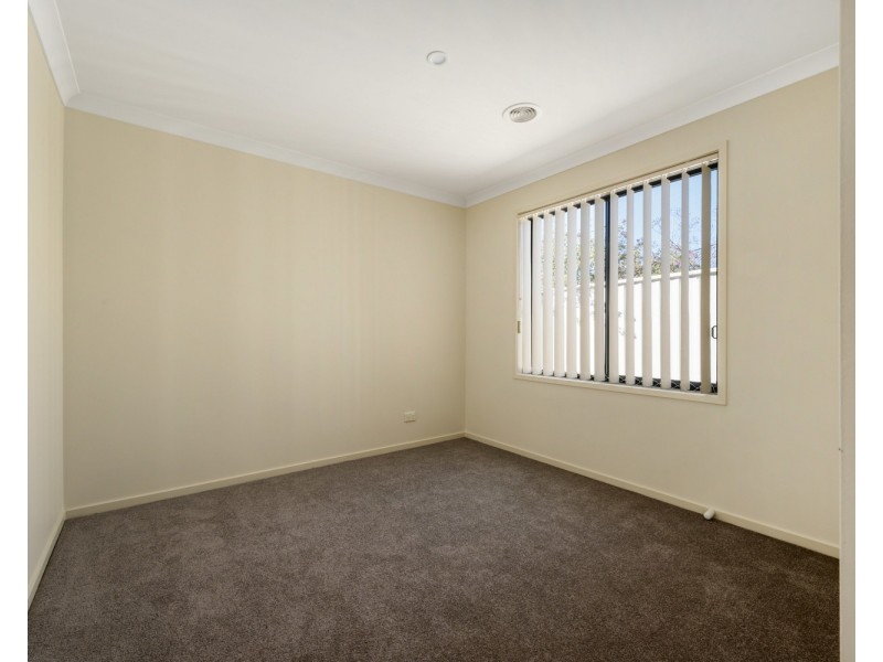 14 Montclair Avenue, Wodonga VIC 3690