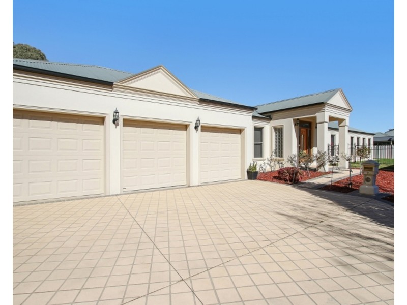 7 Cromer Fairway, Wodonga VIC 3690