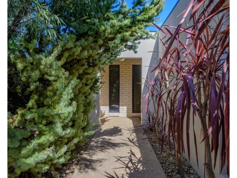 8 Garden Cove, Wodonga VIC 3690