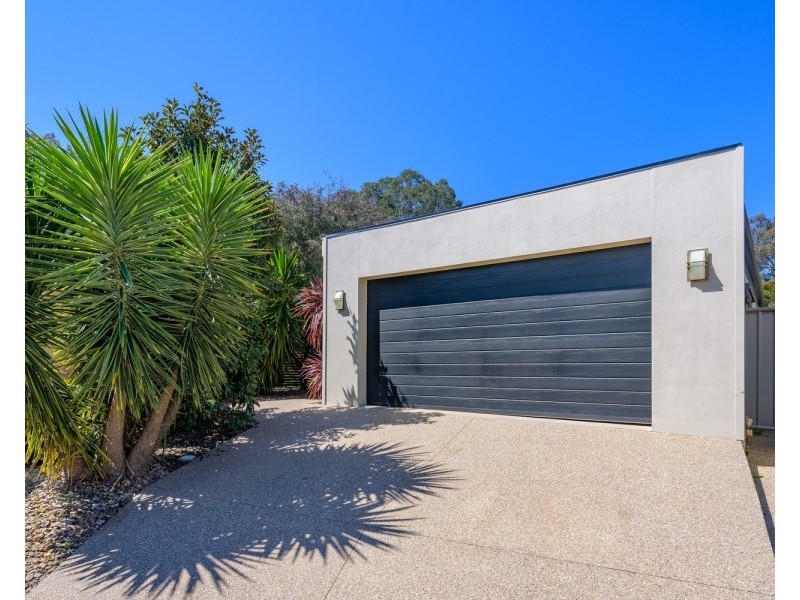 8 Garden Cove, Wodonga VIC 3690