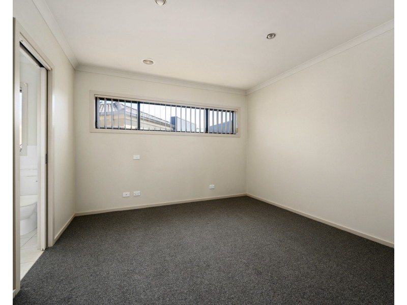 8 Garden Cove, Wodonga VIC 3690