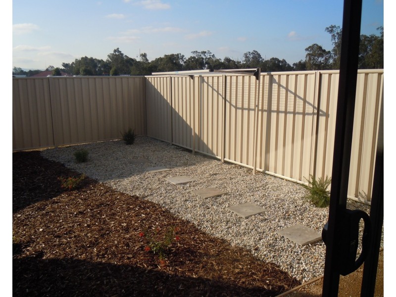 24 Peeler Street, Wodonga VIC 3690