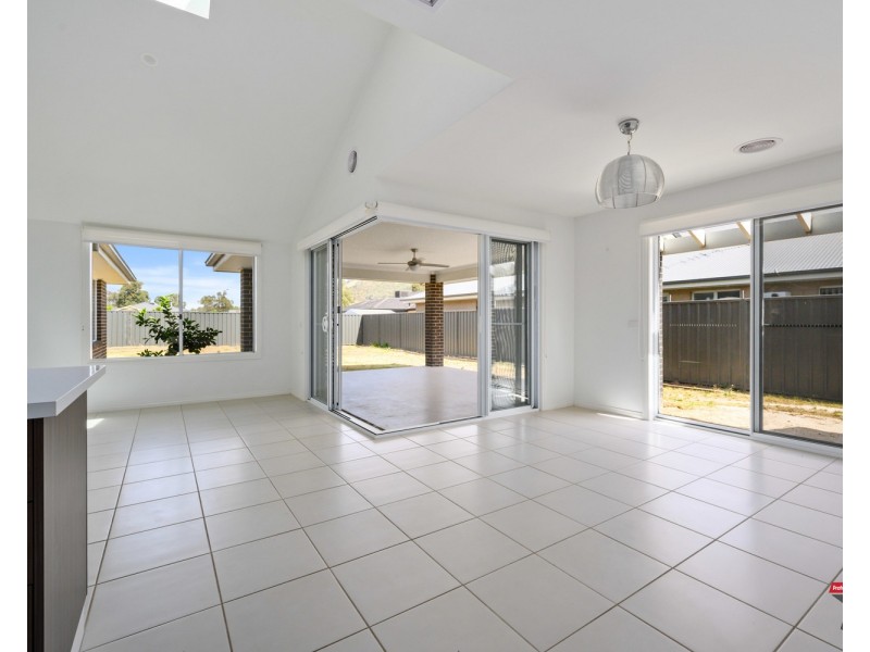 11 Trickett Avenue, Killara VIC 3691