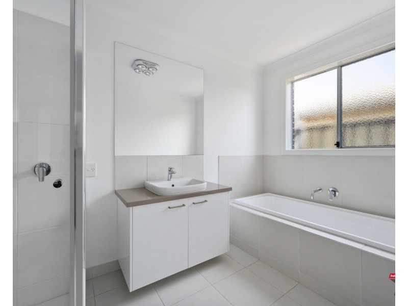 11 Trickett Avenue, Killara VIC 3691