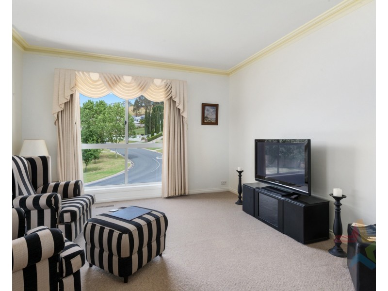 16 Avondale Drive, Wodonga VIC 3690