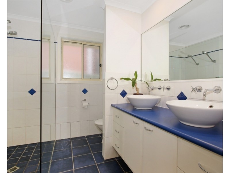 333 Bimbadeen Avenue, East Albury NSW 2640