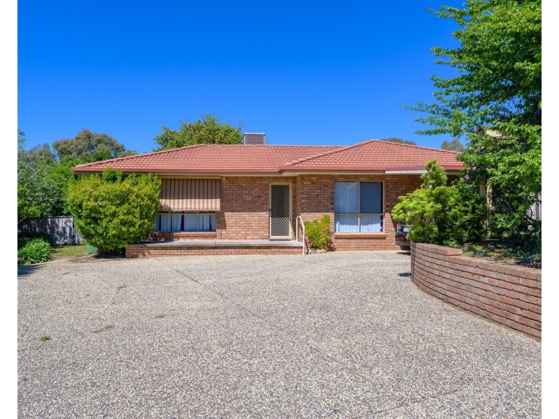 10 Emery Court, Wodonga VIC 3690