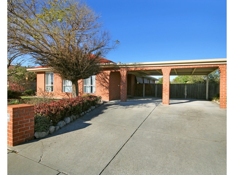 33 Edinburgh Circuit, Wodonga VIC 3690