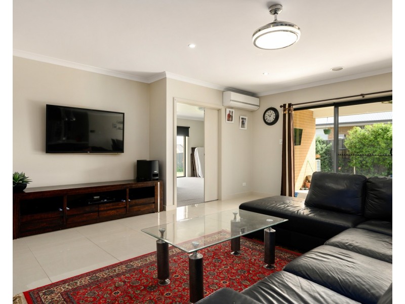 21 Silky Oak Avenue, Wodonga VIC 3690