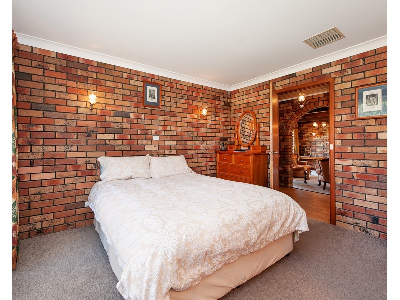 502 Regina Avenue, North Albury NSW 2640