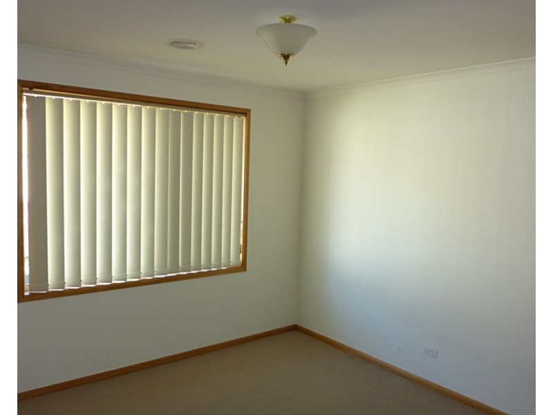 4 Kelle Court, Wodonga VIC 3690