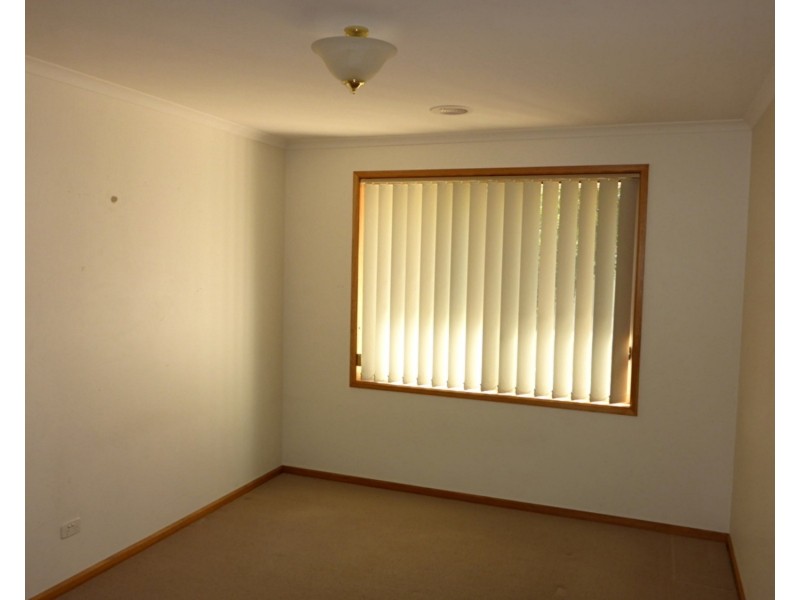 4 Kelle Court, Wodonga VIC 3690