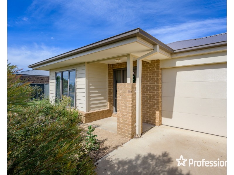 17 Perkins Street, Killara VIC 3691