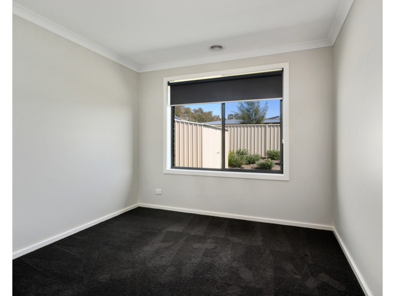 36 Rogers Avenue, Wodonga VIC 3690