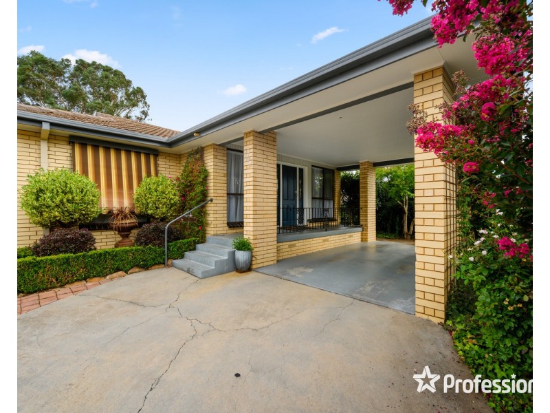 542 Spurrway Drive, West Albury NSW 2640