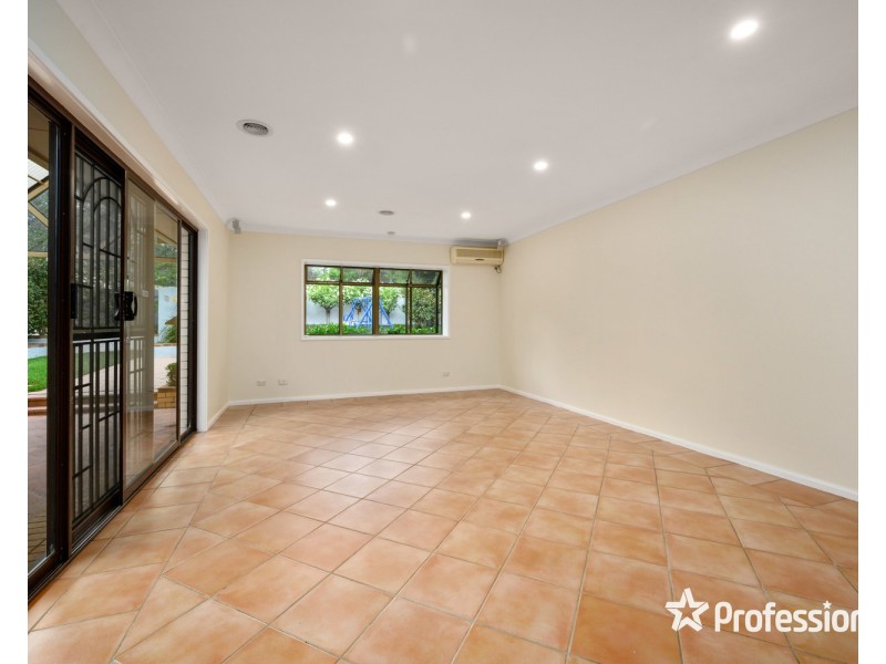 542 Spurrway Drive, West Albury NSW 2640