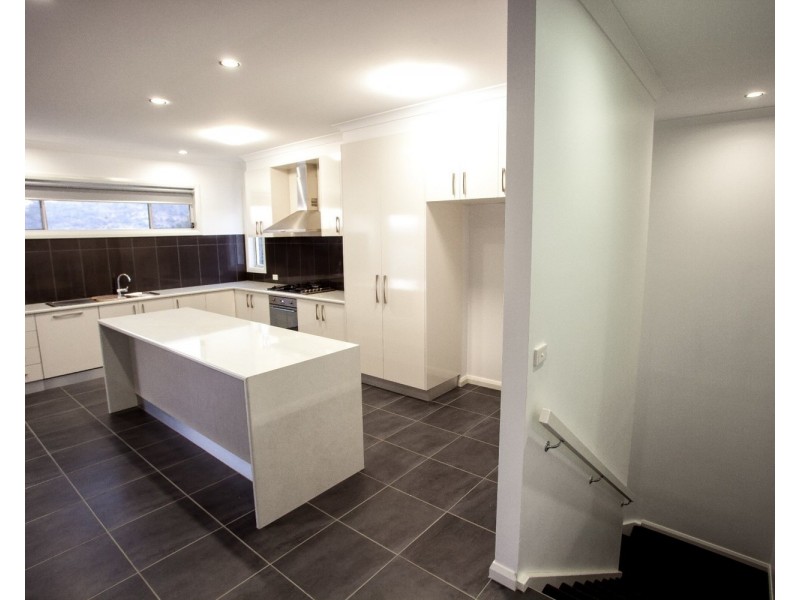 6 Cardamine Road, Bandiana VIC 3694