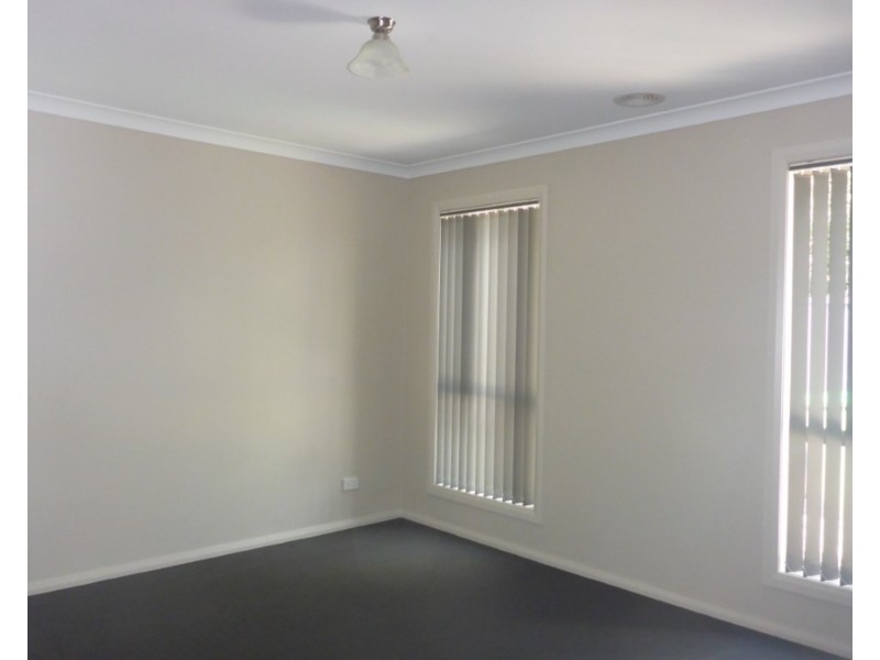 2/4 Hill Street, Wodonga VIC 3690