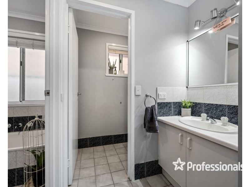 36 Hickory Street, Thurgoona NSW 2640