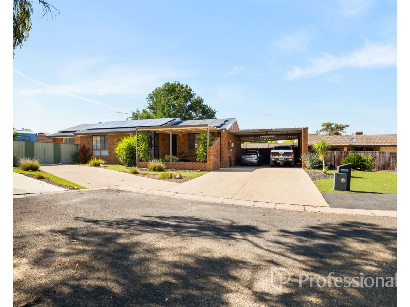 7 Mallee Court, Thurgoona NSW 2640