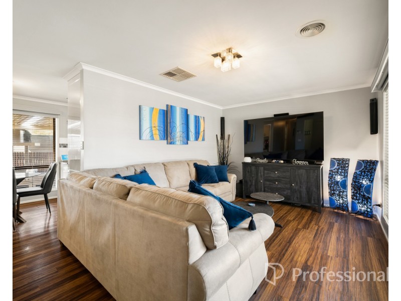 7 Mallee Court, Thurgoona NSW 2640