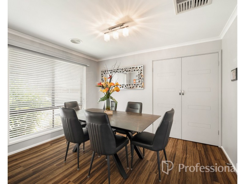 7 Mallee Court, Thurgoona NSW 2640