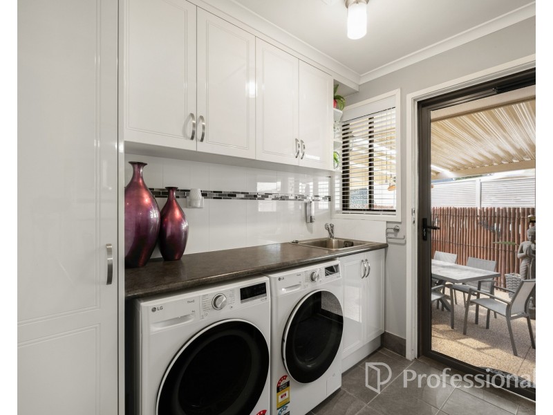 7 Mallee Court, Thurgoona NSW 2640