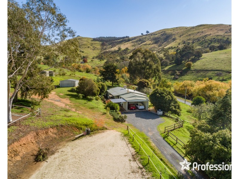 2 Dyring Street, Bethanga VIC 3691