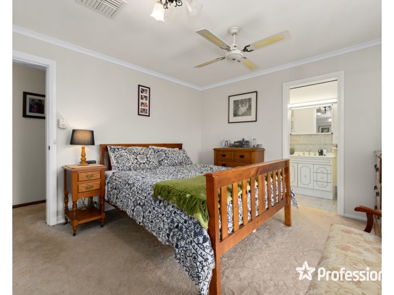 2 Dyring Street, Bethanga VIC 3691