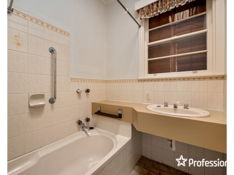 54 Watson Street, Wodonga VIC 3690