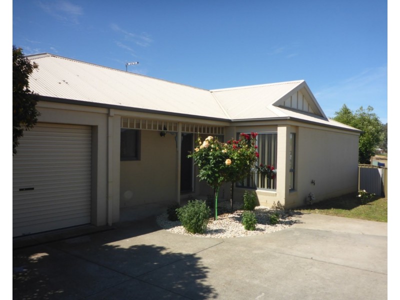 2/72 Nightingale Avenue, Wodonga VIC 3690