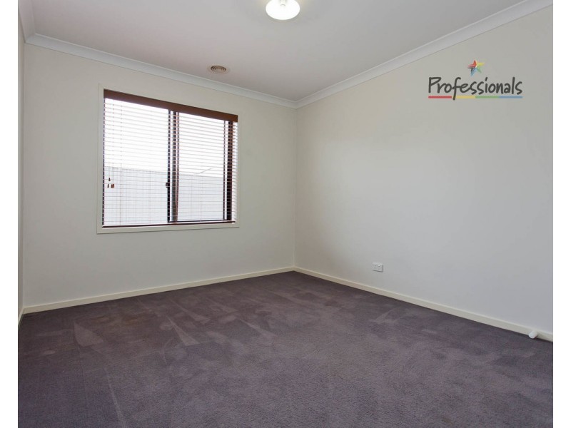 14 Silky Oak Avenue, Wodonga VIC 3690