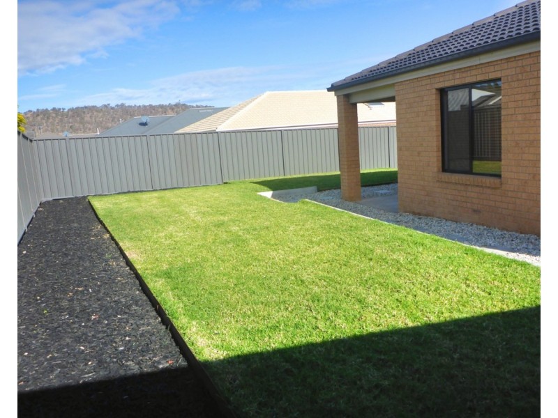 14 Silky Oak Avenue, Wodonga VIC 3690