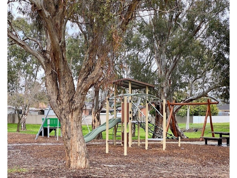 2 Prague Avenue, Wodonga VIC 3690