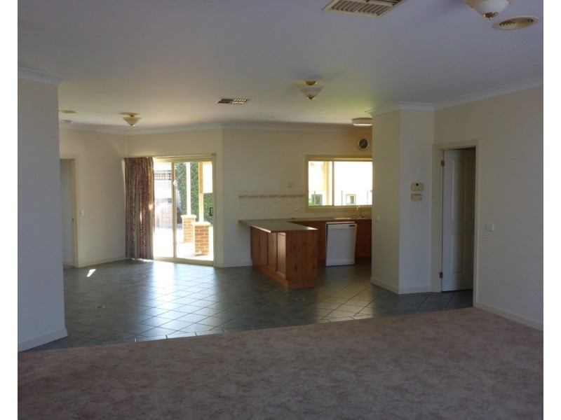 48 Dalton Avenue, Wodonga VIC 3690