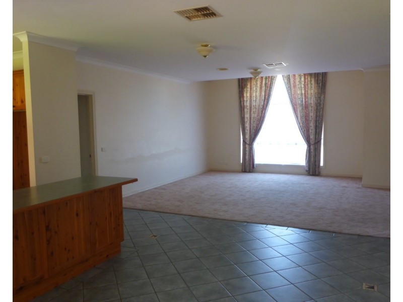 48 Dalton Avenue, Wodonga VIC 3690