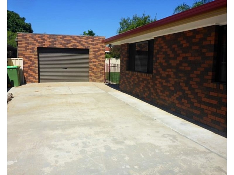 2 Lachlan Court, Wodonga VIC 3690