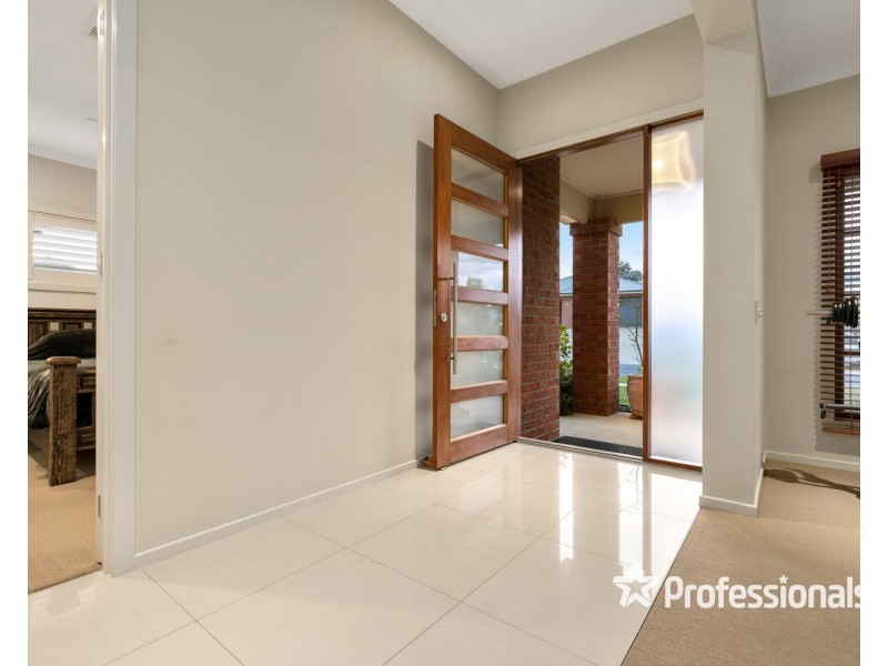 9 Silky Oak Avenue, Wodonga VIC 3690