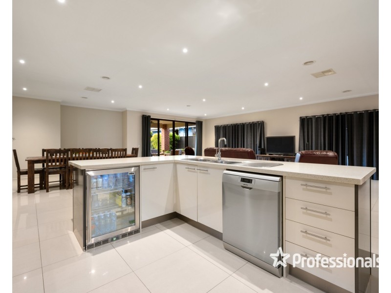 9 Silky Oak Avenue, Wodonga VIC 3690