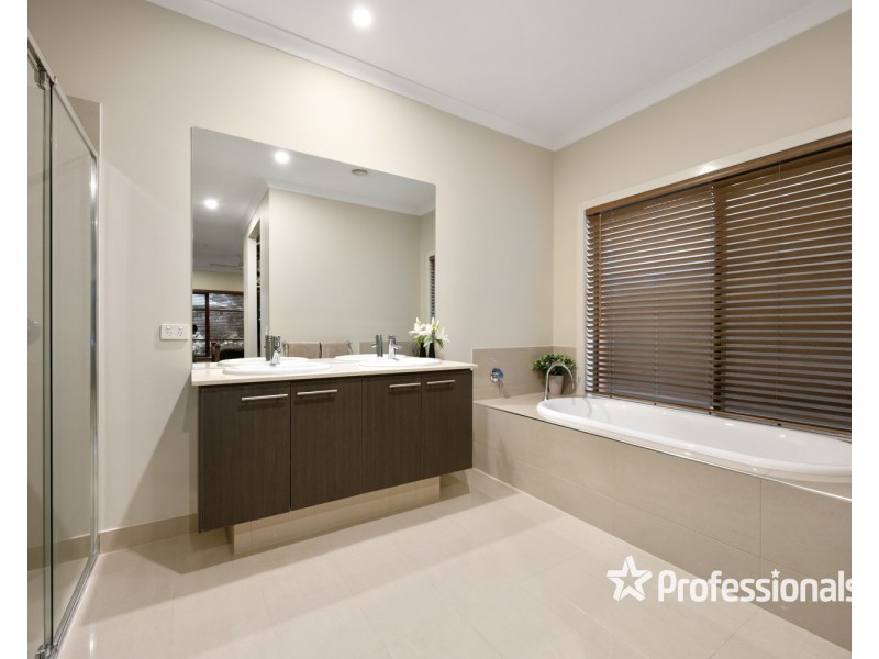 9 Silky Oak Avenue, Wodonga VIC 3690