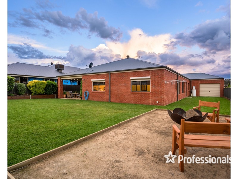 9 Silky Oak Avenue, Wodonga VIC 3690