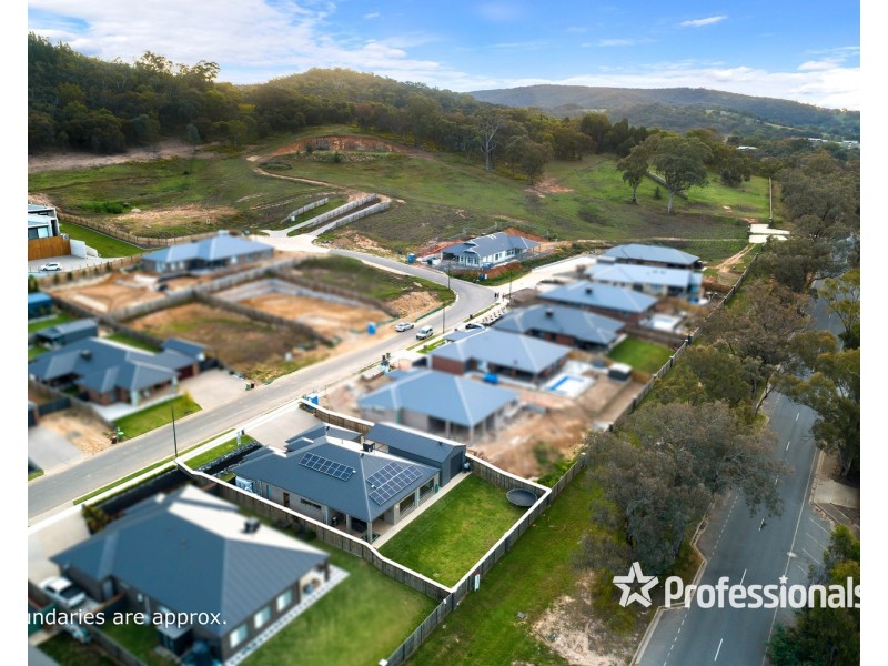 32 Baltimore Avenue, Hamilton Valley NSW 2641