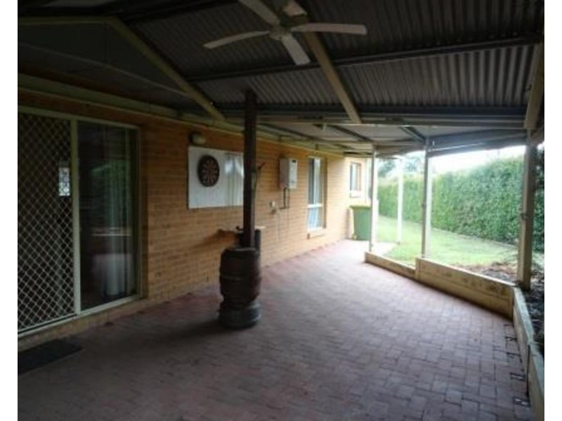 5 Emily Close, Tangambalanga VIC 3691