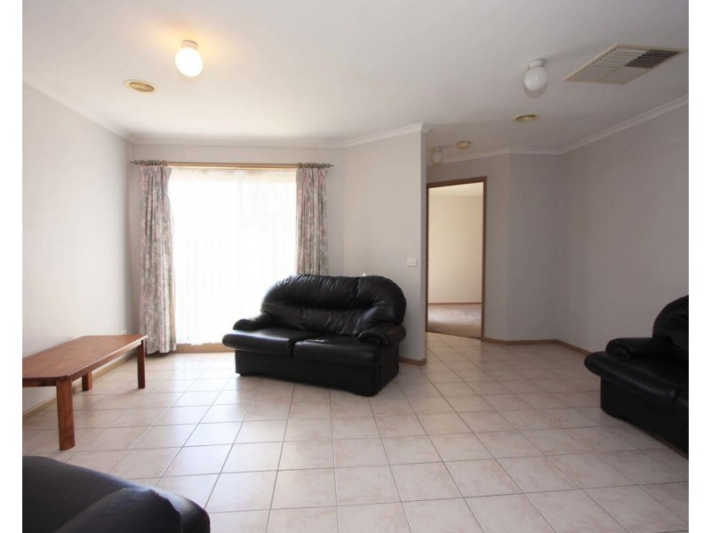 12 Coventry Court, Wodonga VIC 3690