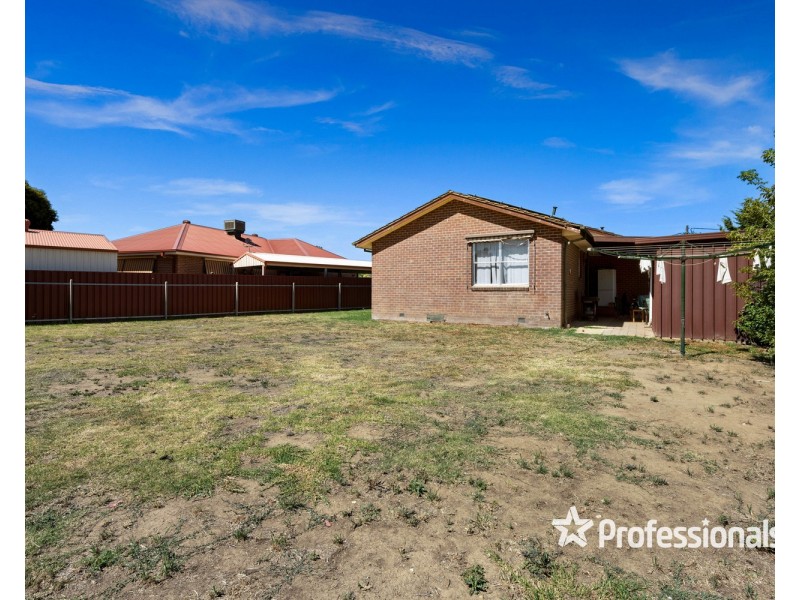 8 Anderson Street, Wodonga VIC 3690