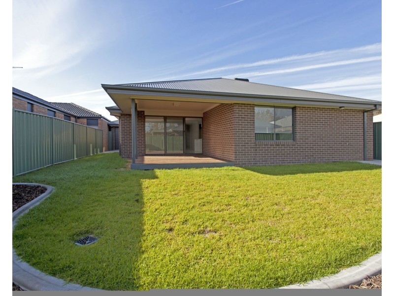 9 Inwood Crescent, Wodonga VIC 3690