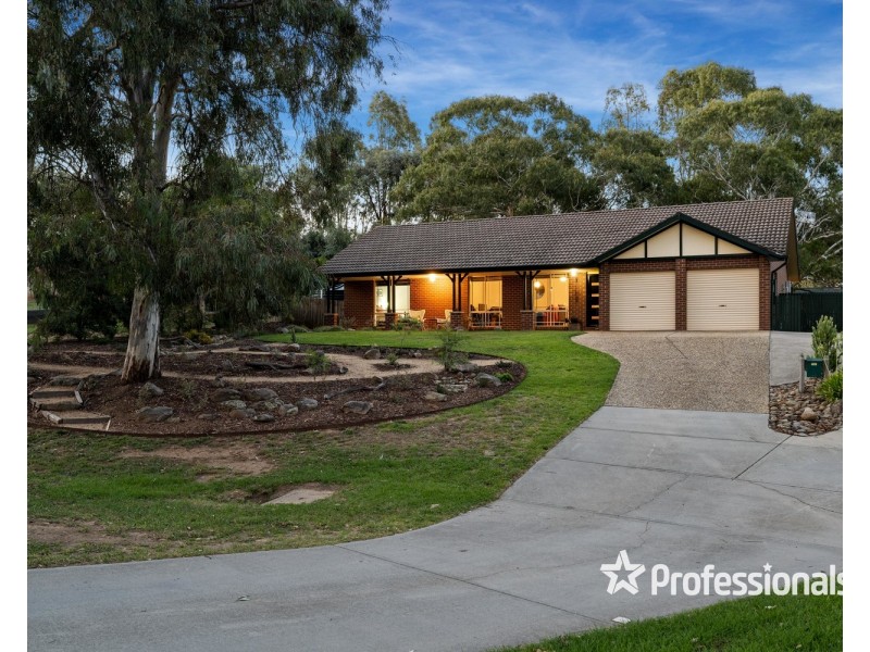13 Stenzel Crescent, Baranduda VIC 3691
